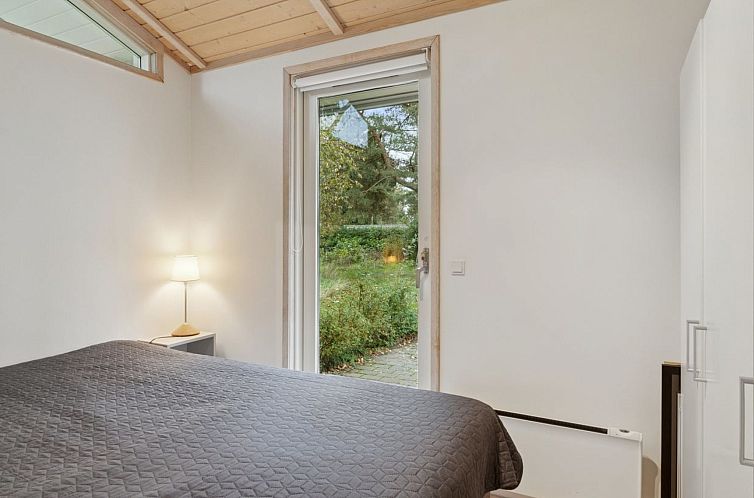 Vakantiehuis "Angelika" - 1.3km from the sea