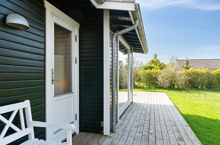 Vakantiehuis "Bassi" - 650m from the sea