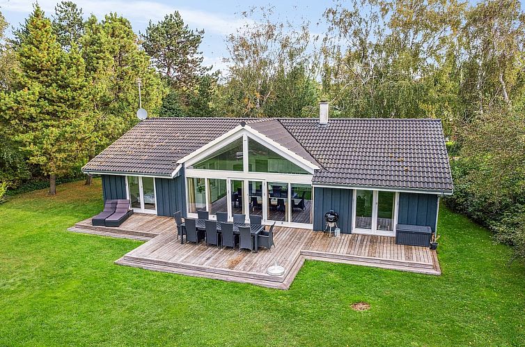 Vakantiehuis "Bassi" - 650m from the sea