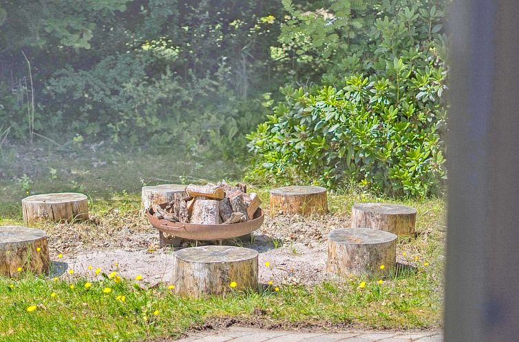 Vakantiehuis "Aukusti" - 375m from the sea