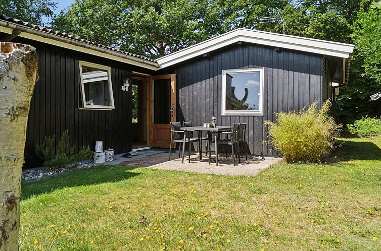 Vakantiehuis "Aukusti" - 375m from the sea