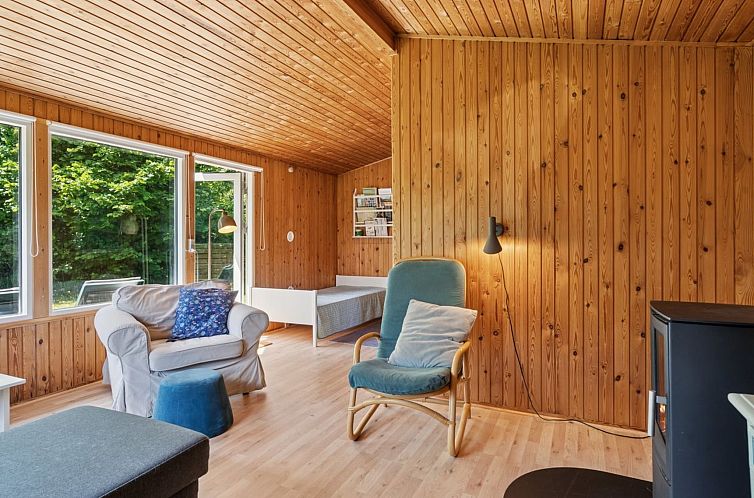 Vakantiehuis "Aukusti" - 375m from the sea