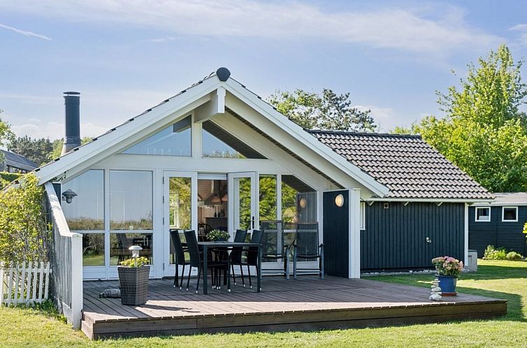 Vakantiehuis "Sukie" - 100m from the sea