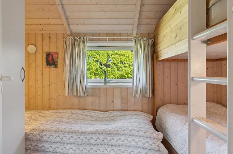 Vakantiehuis "Sukie" - 100m from the sea