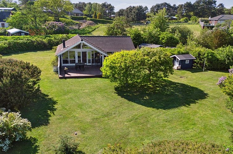 Vakantiehuis "Sukie" - 100m from the sea