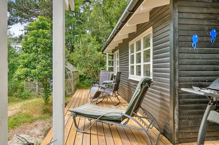 Vakantiehuis "Nititzki" - 600m from the sea