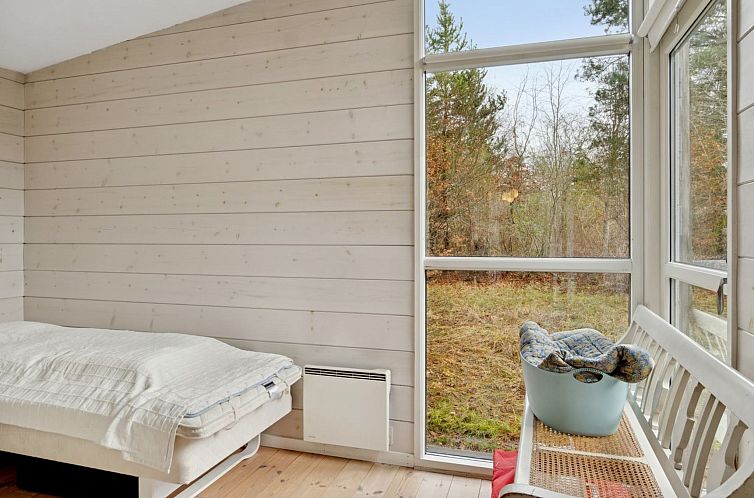 Vakantiehuis "Ellenora" - 1.7km from the sea