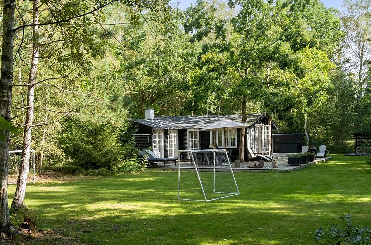 Vakantiehuis "Carmen" - 25m from the sea