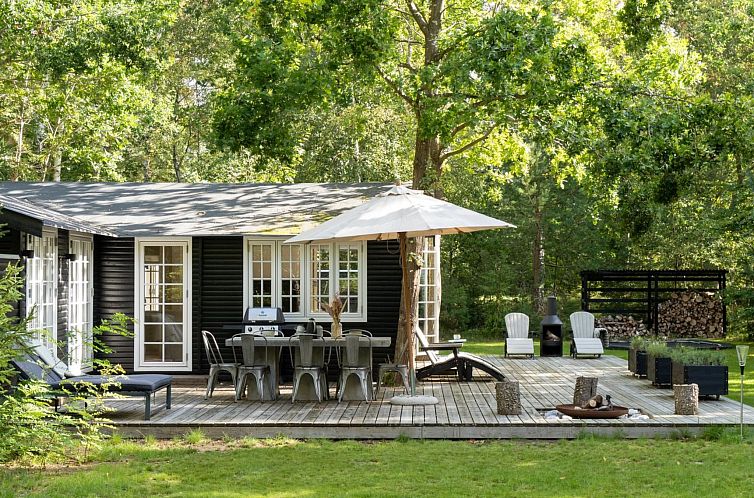 Vakantiehuis "Carmen" - 25m from the sea