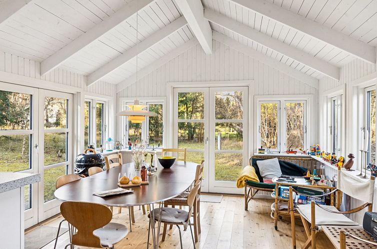 Vakantiehuis "Borghild" - 1km from the sea