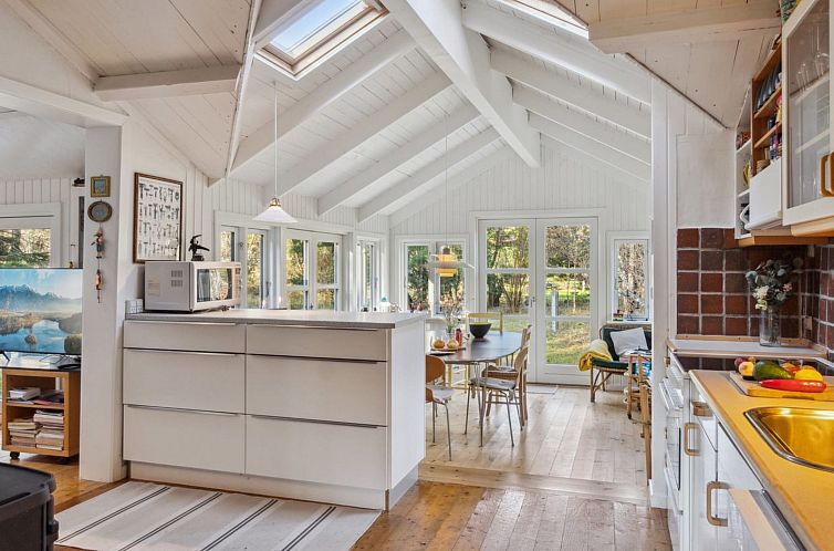 Vakantiehuis "Borghild" - 1km from the sea