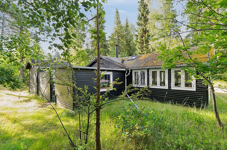 Vakantiehuis "Borghild" - 1km from the sea