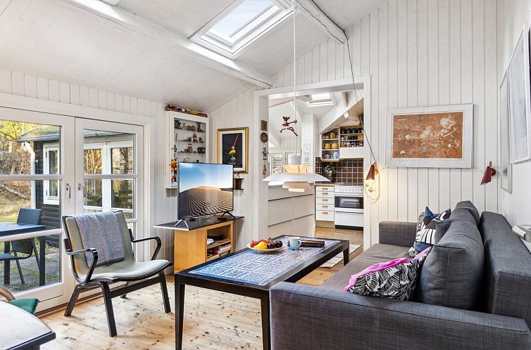 Vakantiehuis "Borghild" - 1km from the sea