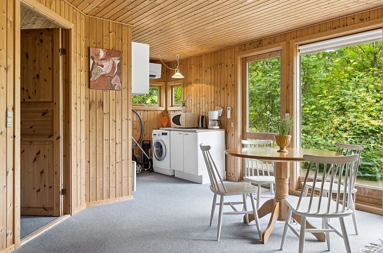 Vakantiehuis "Erikke" - 575m from the sea