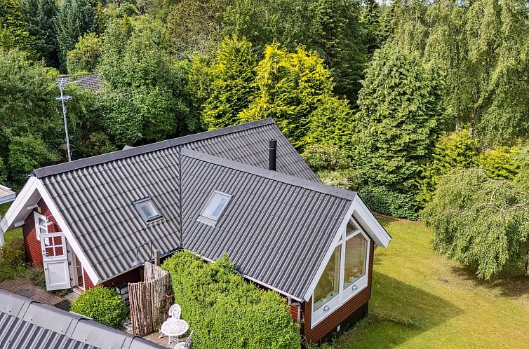 Vakantiehuis "Helfrida" - 925m from the sea