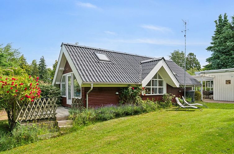 Vakantiehuis "Helfrida" - 925m from the sea