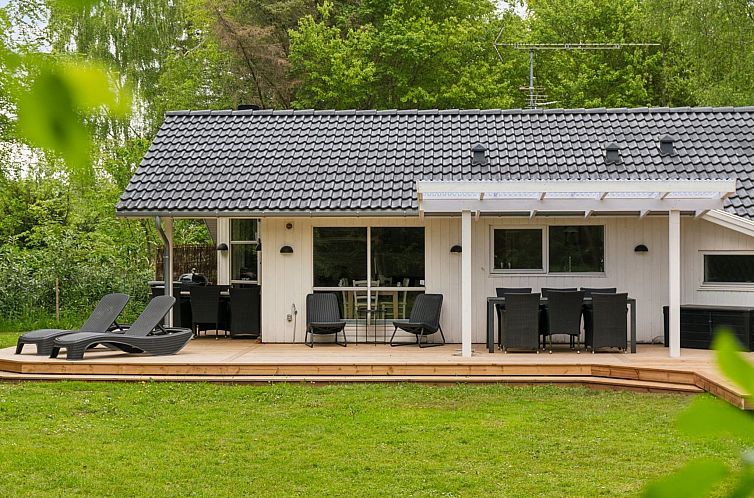 Vakantiehuis "Juke" - 425m from the sea