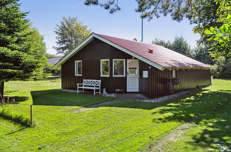 Vakantiehuis "Myra" - 425m from the sea