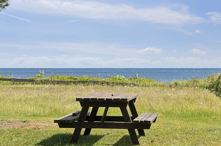 Vakantiehuis "Herlugh" - 10m from the sea