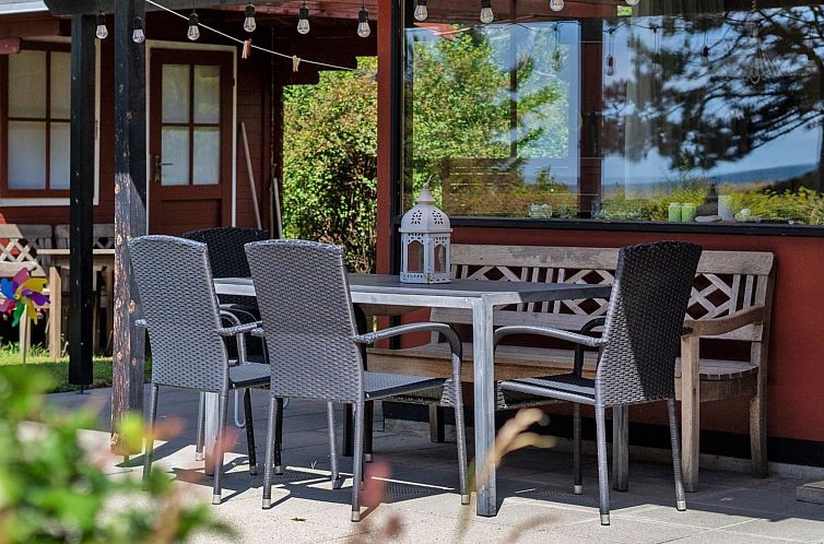 Vakantiehuis "Herlugh" - 10m from the sea