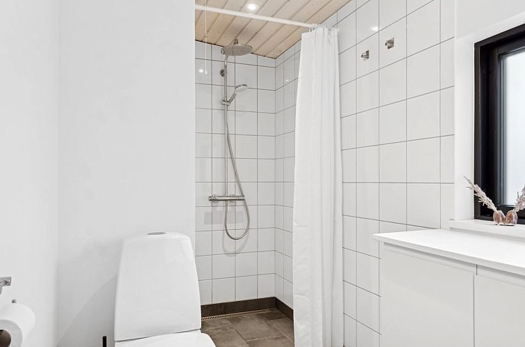 Vakantiehuis "Herlugh" - 10m from the sea