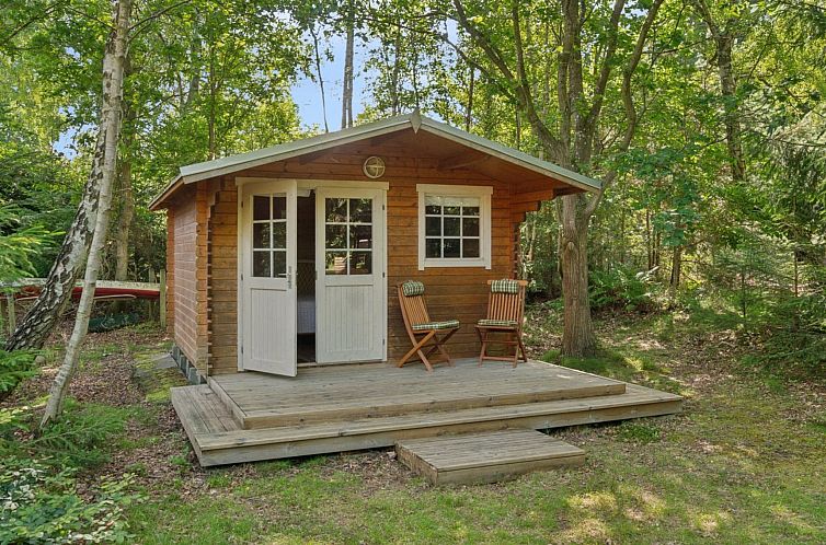 Vakantiehuis "Thrond" - 500m from the sea