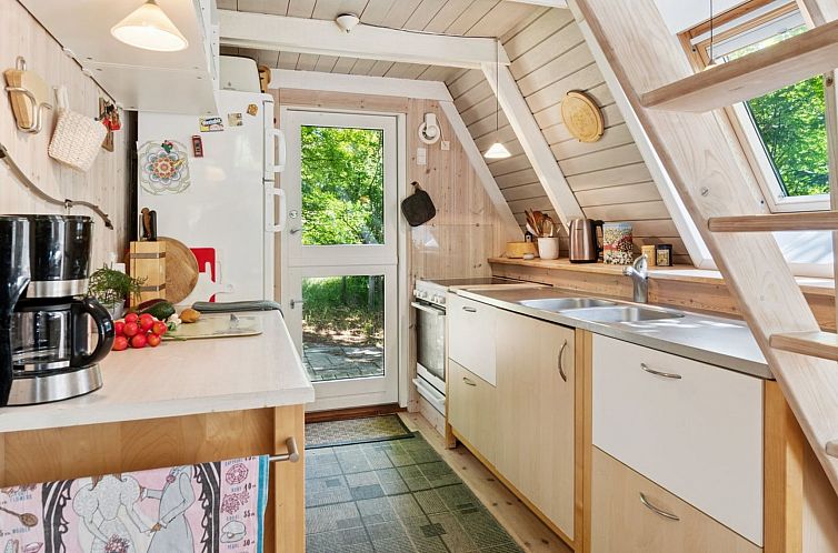 Vakantiehuis "Thrond" - 500m from the sea