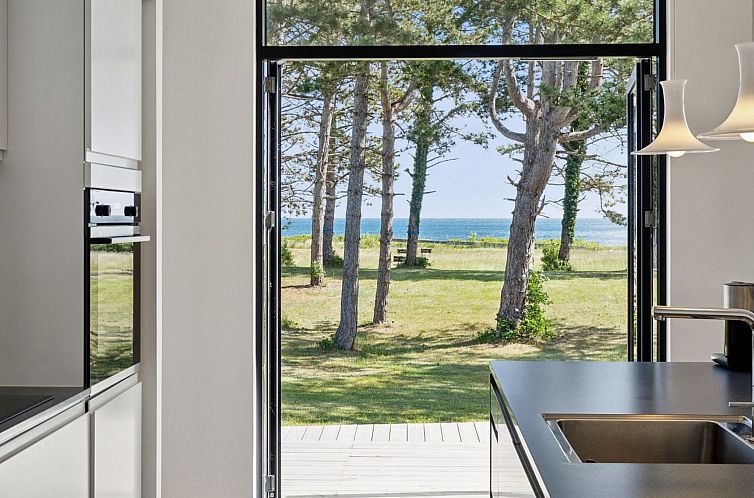 Vakantiehuis "Herlugh" - 10m from the sea