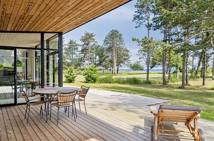 Vakantiehuis "Herlugh" - 10m from the sea