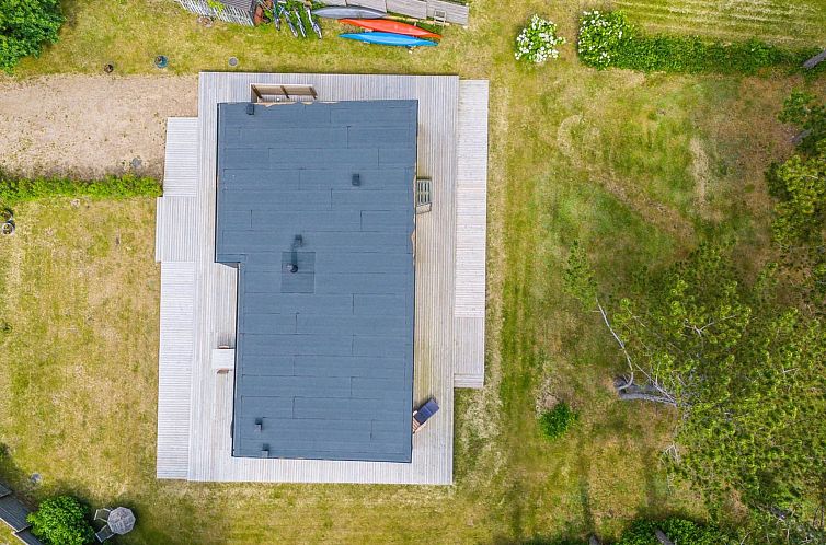 Vakantiehuis "Herlugh" - 10m from the sea