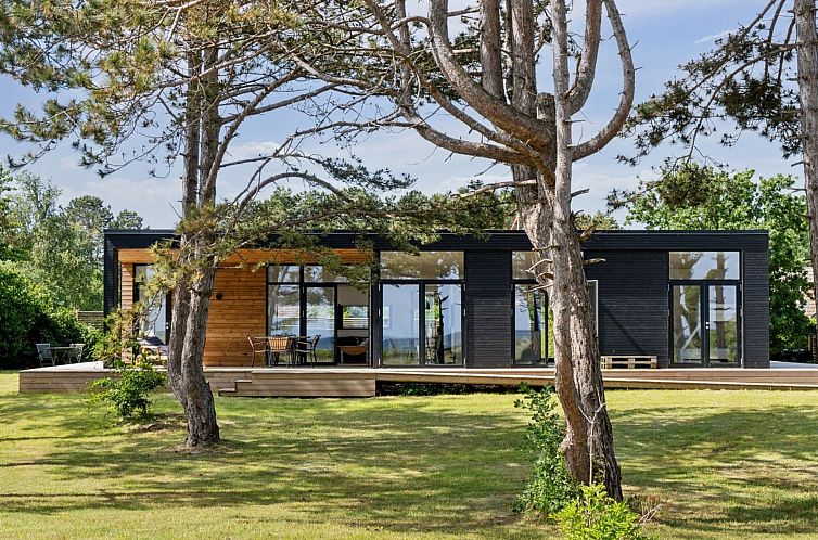 Vakantiehuis "Herlugh" - 10m from the sea