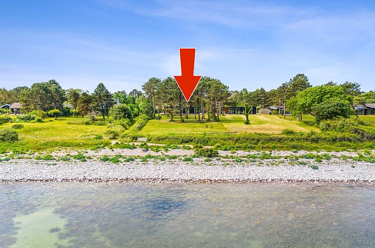 Vakantiehuis "Herlugh" - 10m from the sea
