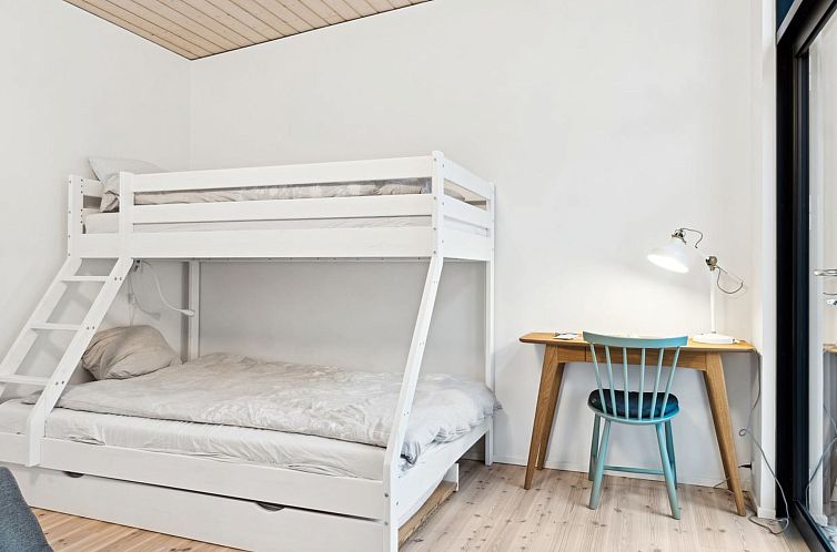 Vakantiehuis "Herlugh" - 10m from the sea