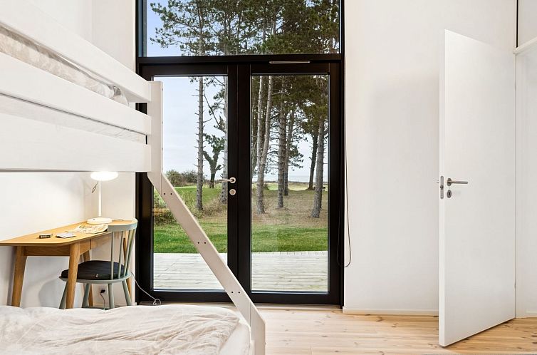 Vakantiehuis "Herlugh" - 10m from the sea