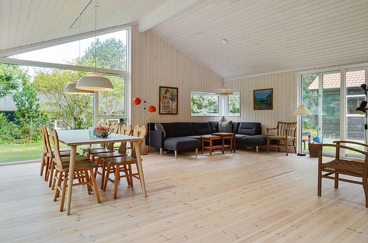 Vakantiehuis "Efka" - 175m from the sea