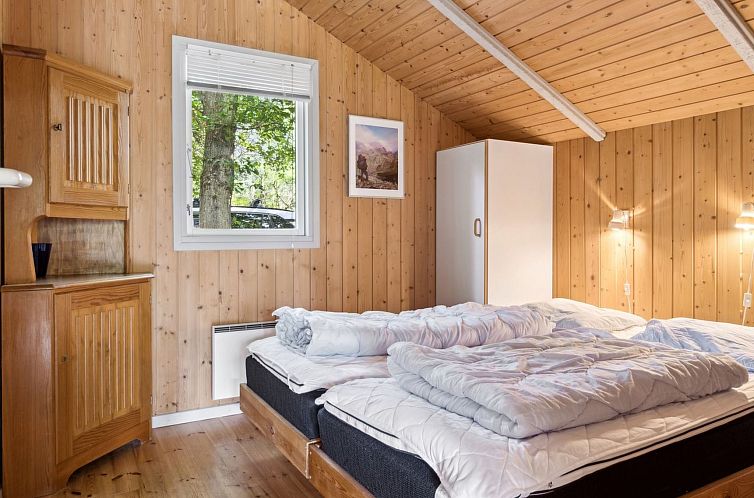 Vakantiehuis "Kerrin" - 300m from the sea