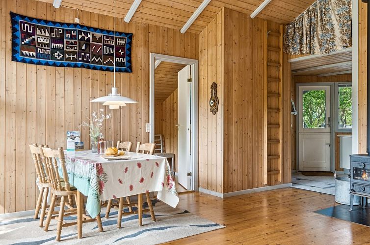 Vakantiehuis "Kerrin" - 300m from the sea