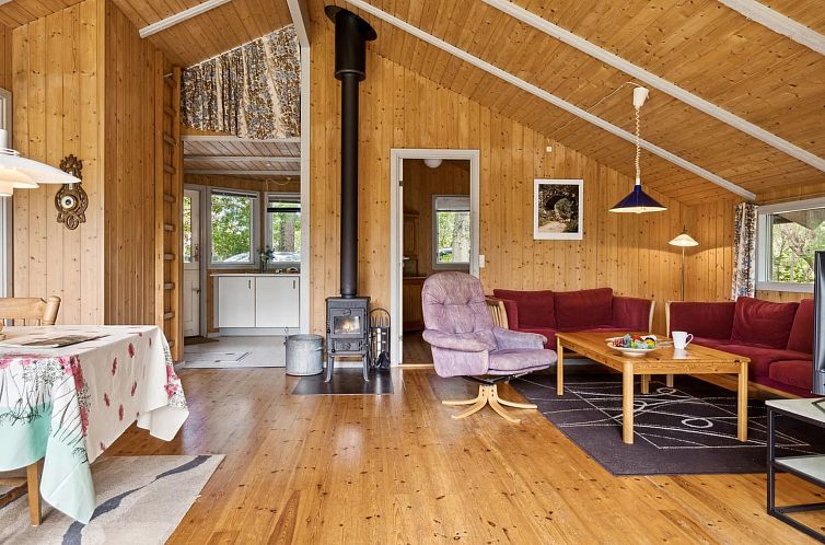 Vakantiehuis "Kerrin" - 300m from the sea
