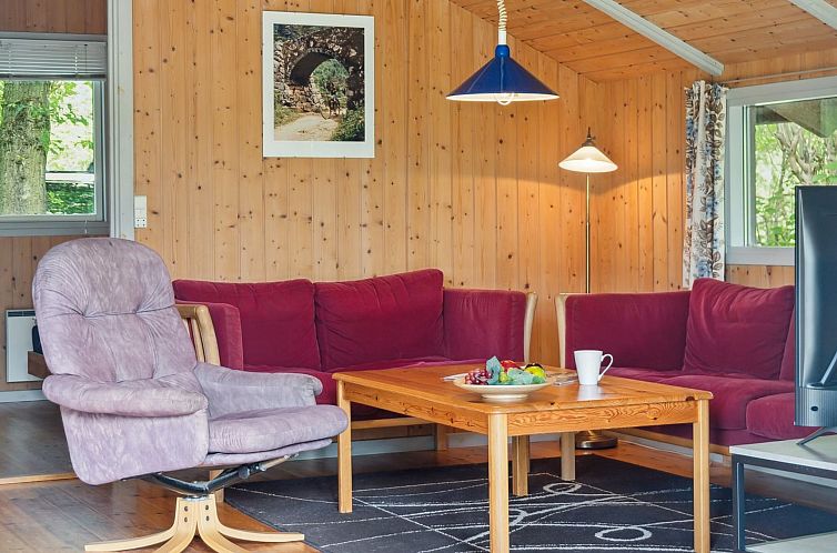 Vakantiehuis "Kerrin" - 300m from the sea