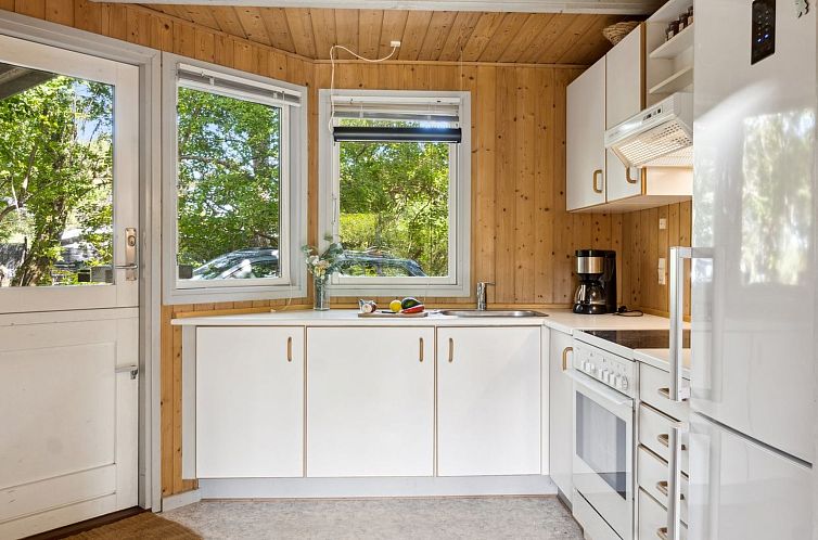 Vakantiehuis "Kerrin" - 300m from the sea