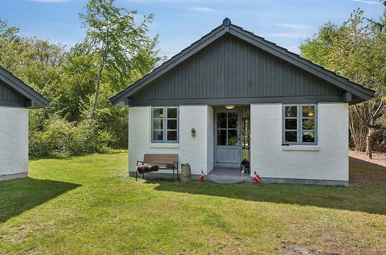 Vakantiehuis "Thorvor" - 900m from the sea