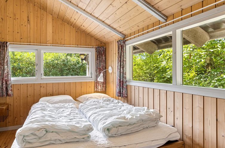 Vakantiehuis "Kerrin" - 300m from the sea