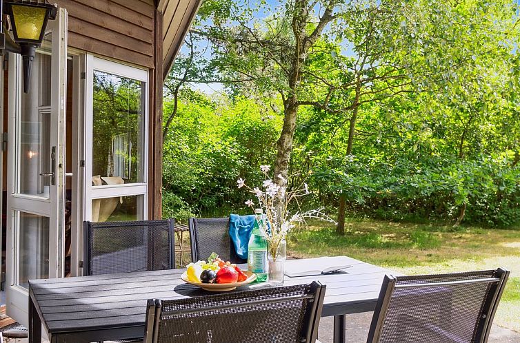 Vakantiehuis "Kerrin" - 300m from the sea