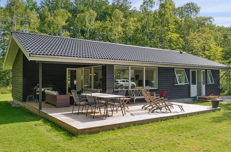 Vakantiehuis "Hotherus" -  from the sea