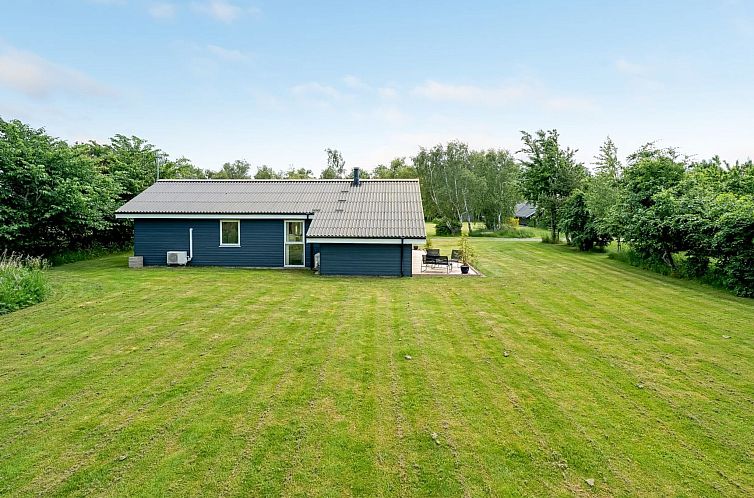 Vakantiehuis "Luukas" - 150m from the sea