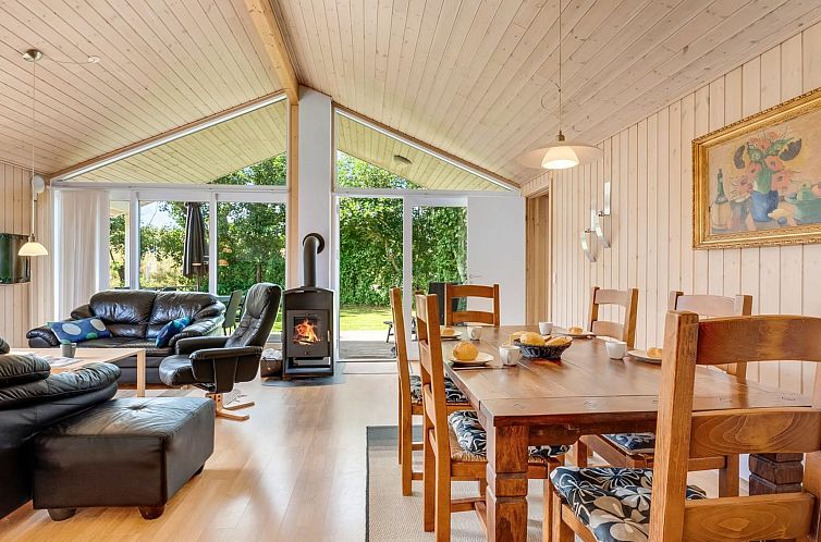 Vakantiehuis "Alvina" - 45m from the sea