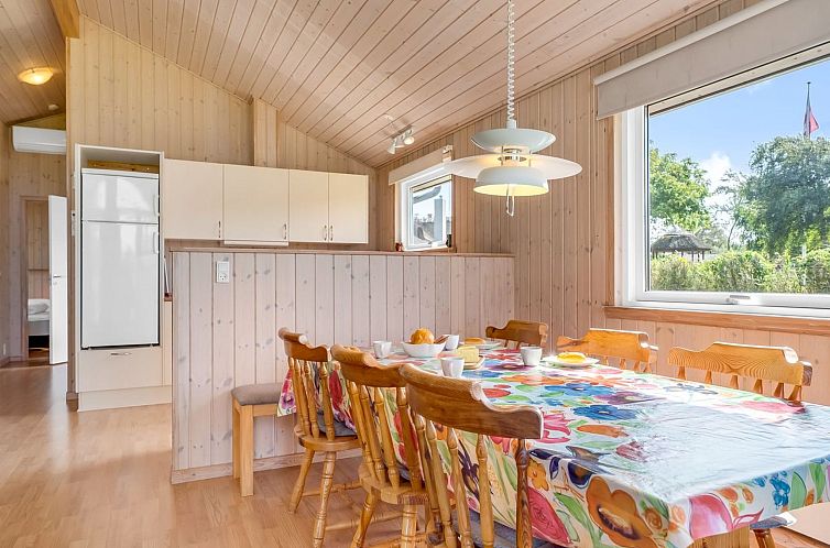 Vakantiehuis "Vincent" - 25m from the sea