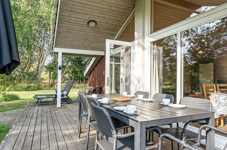Vakantiehuis "Ginie" - 600m from the sea