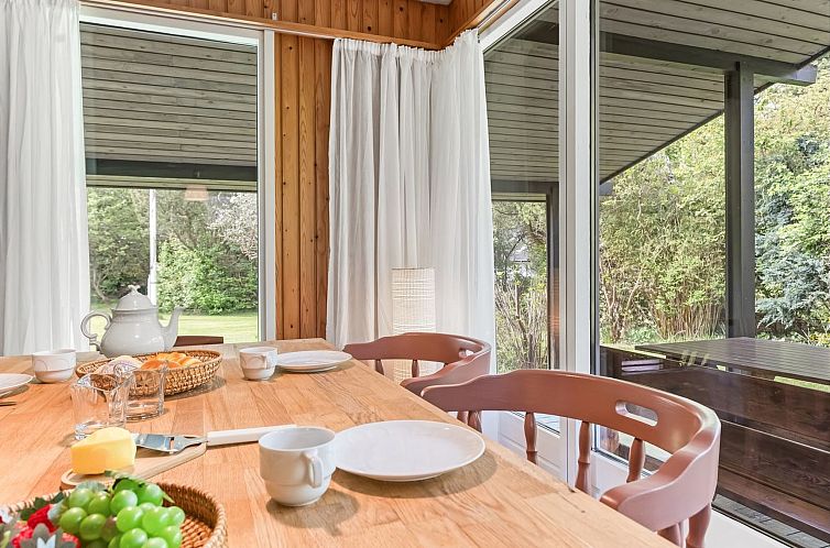 Vakantiehuis "Ylvie" - 500m from the sea