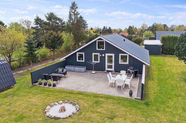 Vakantiehuis "Reidar" - 600m from the sea